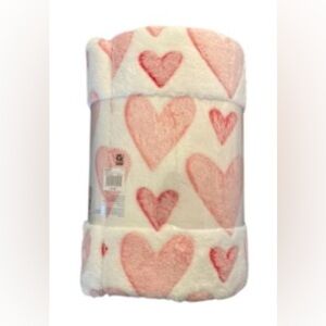 The Big One Heart Plush Throw in Pink and White
